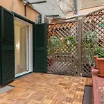 Barberini Cozy Apartment By Romeloft